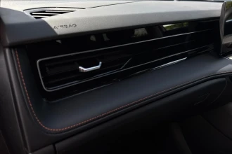 Vehicle Thumbnail 30