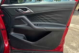 Vehicle Thumbnail 32