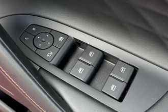 Vehicle Thumbnail 33