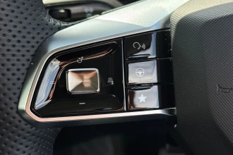 Vehicle Thumbnail 37