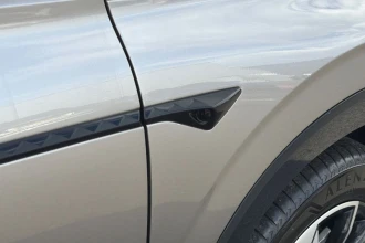Vehicle Thumbnail 34