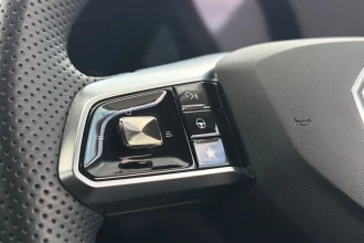 Vehicle Thumbnail 40