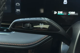 Vehicle Thumbnail 36