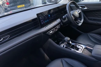 Vehicle Thumbnail 14