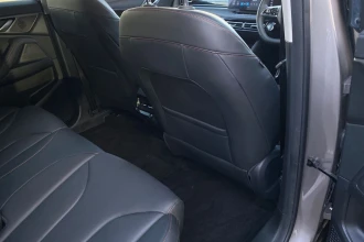Vehicle Thumbnail 34