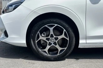 Vehicle Thumbnail 21