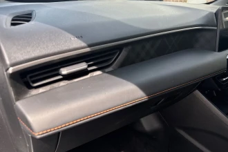 Vehicle Thumbnail 26