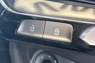 Vehicle Thumbnail 45