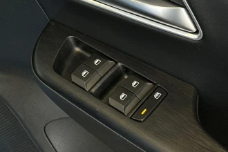 Vehicle Thumbnail 24