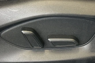 Vehicle Thumbnail 25