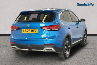 Vehicle Thumbnail 4