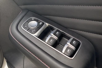 Vehicle Thumbnail 25