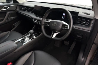 Vehicle Thumbnail 12
