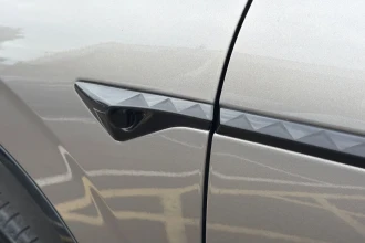 Vehicle Thumbnail 40