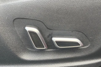 Vehicle Thumbnail 43