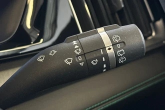 Vehicle Thumbnail 32