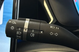 Vehicle Thumbnail 33