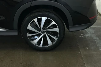 Vehicle Thumbnail 11
