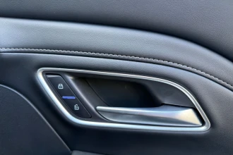 Vehicle Thumbnail 27