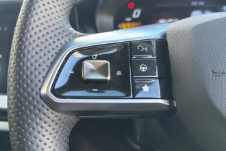 Vehicle Thumbnail 32