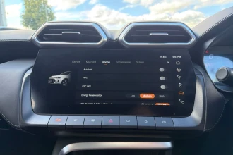 Vehicle Thumbnail 46