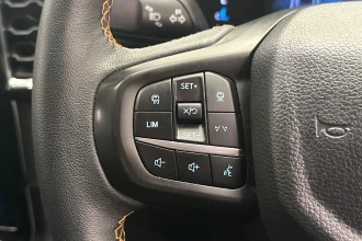 Vehicle Thumbnail 33