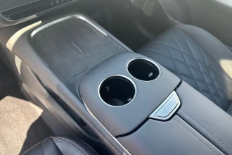 Vehicle Thumbnail 26