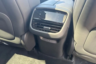 Vehicle Thumbnail 34