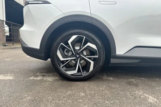 Vehicle Thumbnail 19