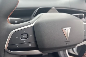 Vehicle Thumbnail 38