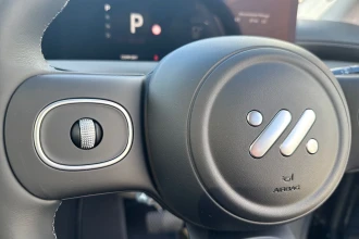 Vehicle Thumbnail 40