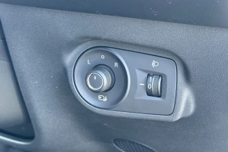 Vehicle Thumbnail 28