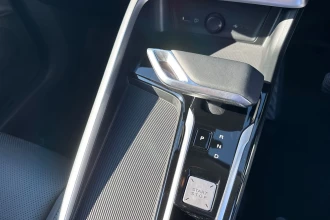 Vehicle Thumbnail 34