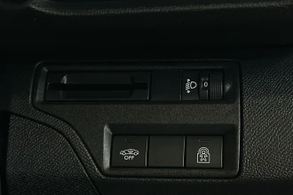 Vehicle Thumbnail 25