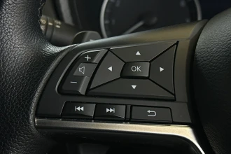 Vehicle Thumbnail 28