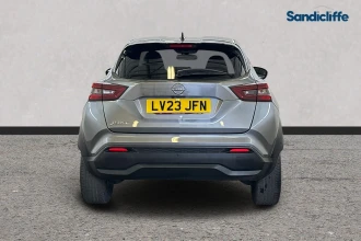 Vehicle Thumbnail 6