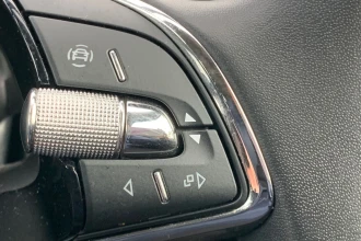Vehicle Thumbnail 38