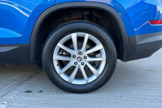Vehicle Thumbnail 18