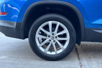 Vehicle Thumbnail 19