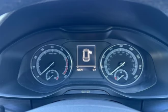 Vehicle Thumbnail 34
