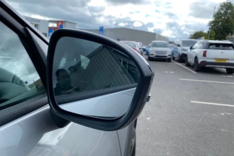 Vehicle Thumbnail 34