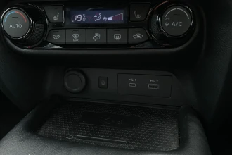 Vehicle Thumbnail 48
