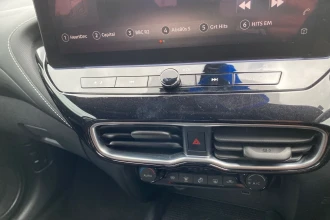 Vehicle Thumbnail 50