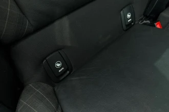 Vehicle Thumbnail 26