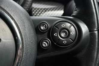 Vehicle Thumbnail 34