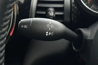 Vehicle Thumbnail 35