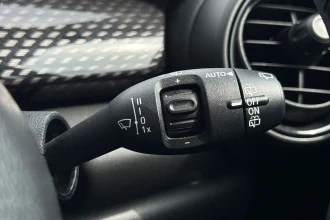 Vehicle Thumbnail 36