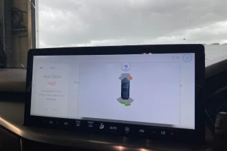 Vehicle Thumbnail 32