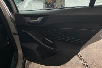 Vehicle Thumbnail 35