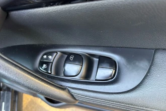 Vehicle Thumbnail 24
